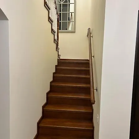 Y2 In Arena Regia - Adults Only-14 And Above- No Parties Allowed Vila *