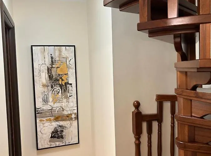 Y2 In Arena Regia - Adults Only-14 And Above- No Parties Allowed Villa Navodari